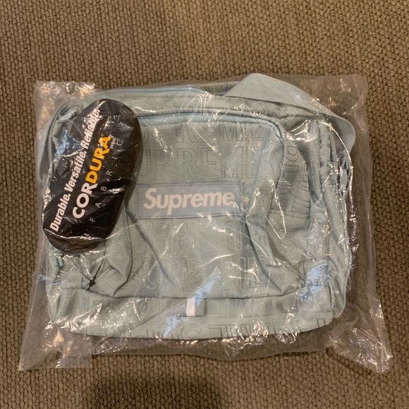 supreme shoulder bag ice